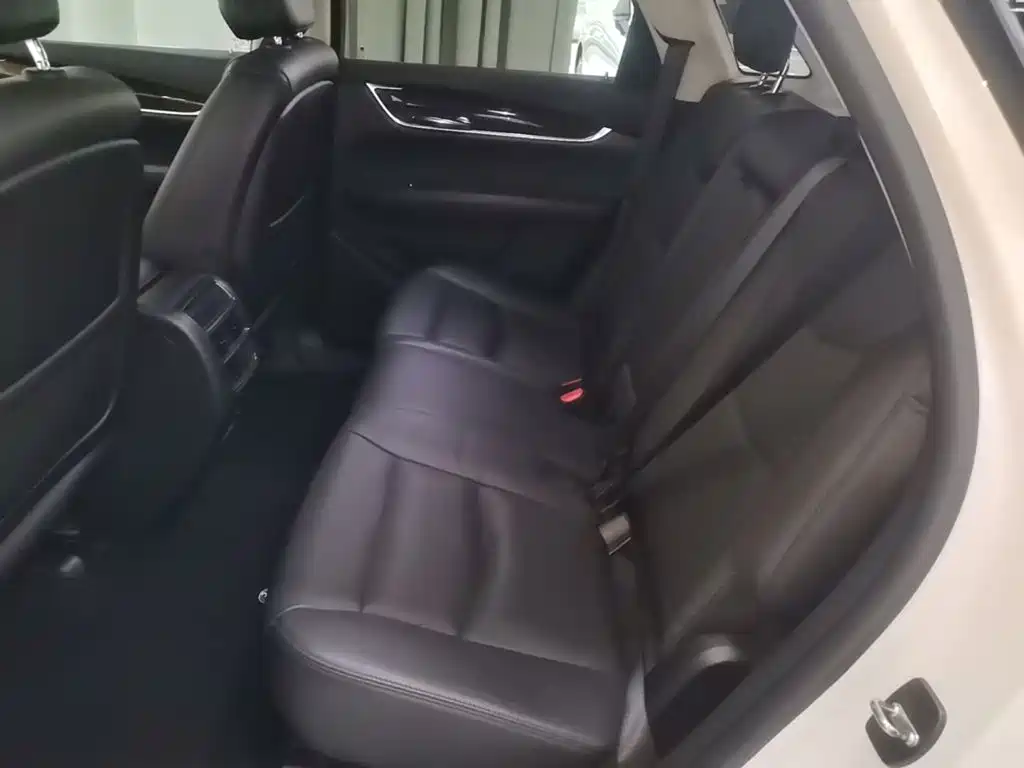 Cadillac XT5 — миниатюра 17