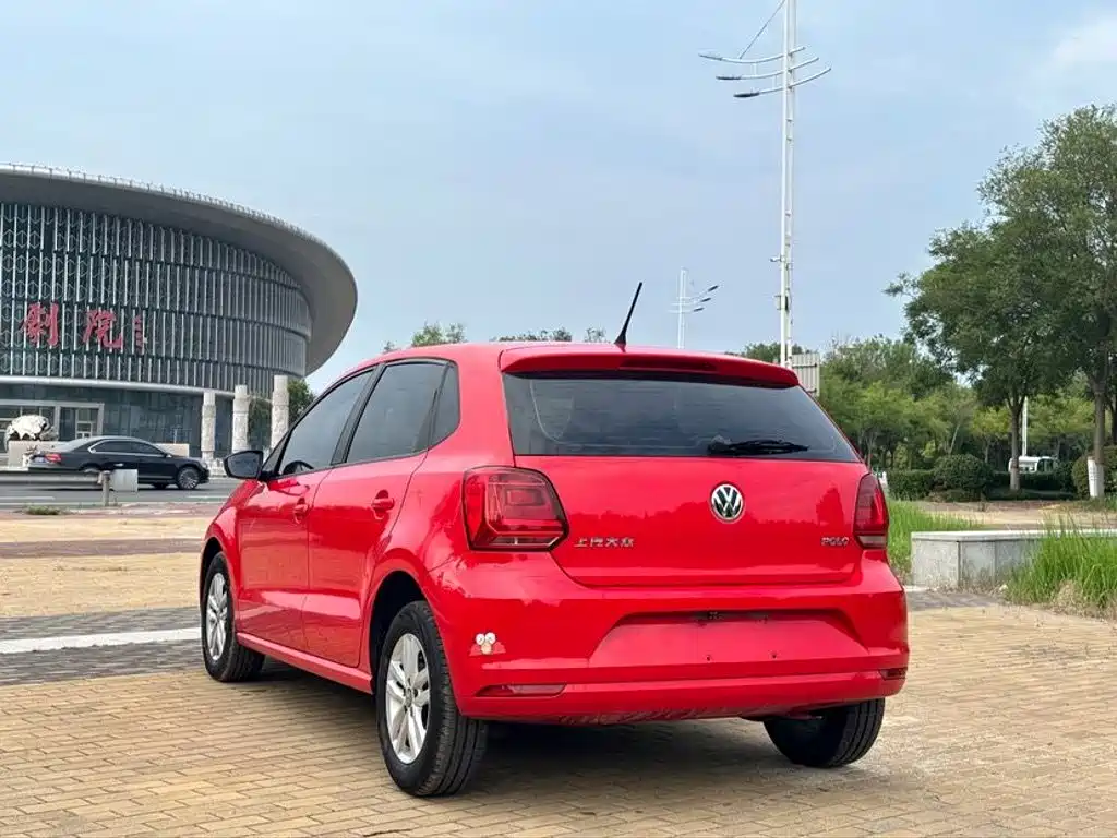 Volkswagen Polo — миниатюра 6