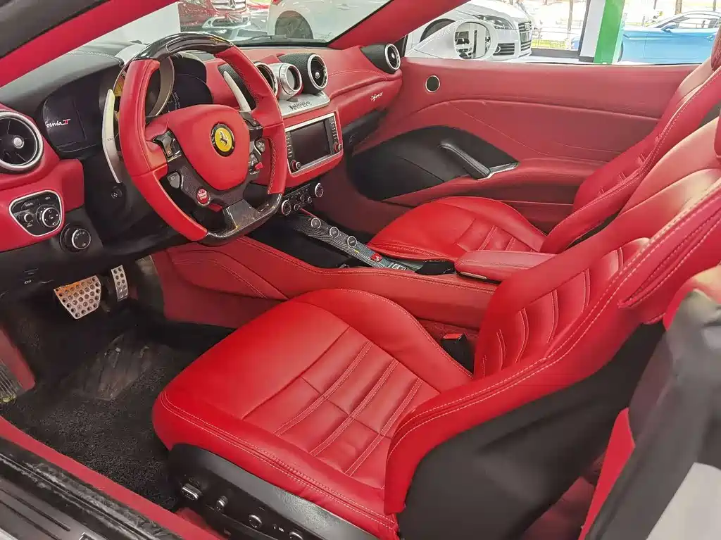 Ferrari California T 2015 3.9T