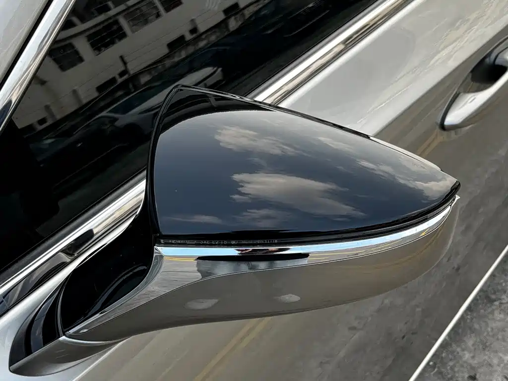 Lexus ES 2022 300h