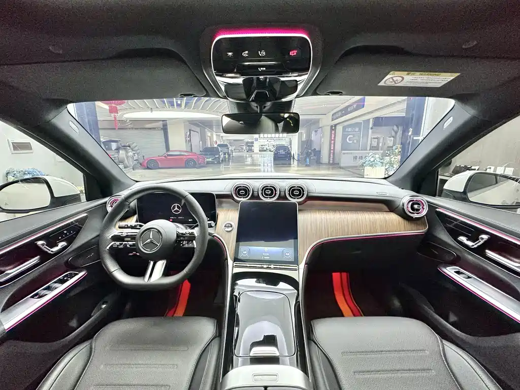 Mercedes-Benz GLC — миниатюра 9