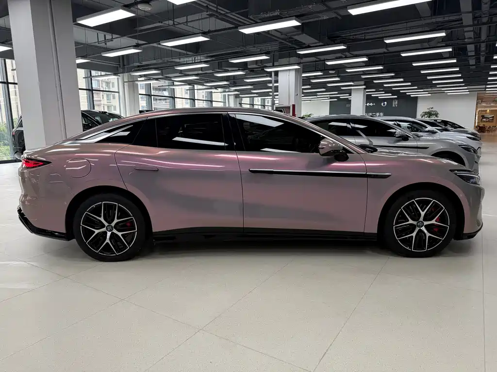 BYD Han L — миниатюра 4