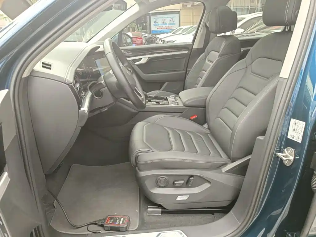 Volkswagen Touareg — миниатюра 15
