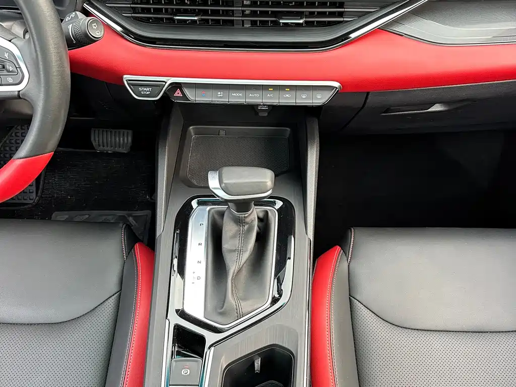 Geely Emgrand S — миниатюра 18