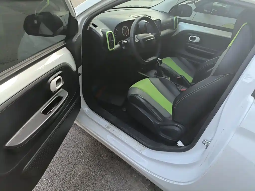 Roewe Clever — миниатюра 16