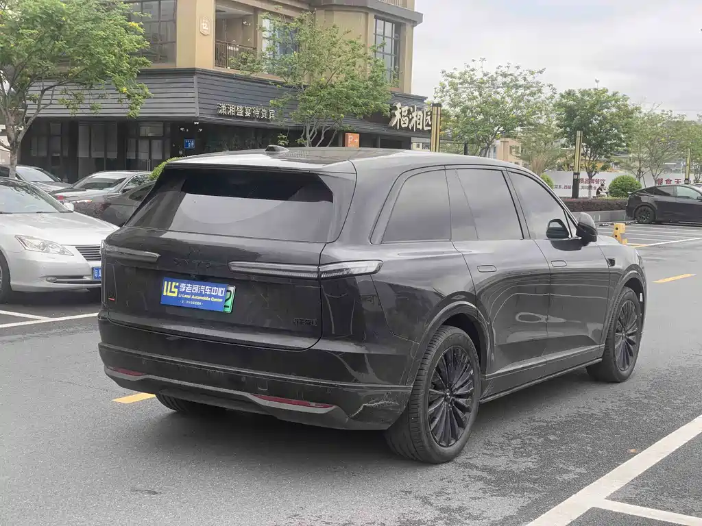 Onvo L90 2025 мест