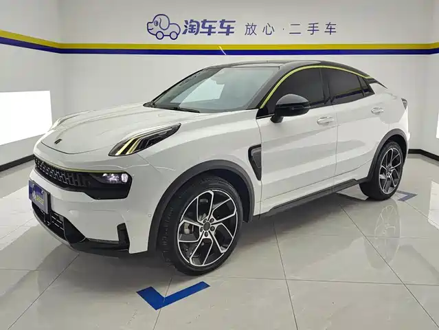 Lynk & Co 05