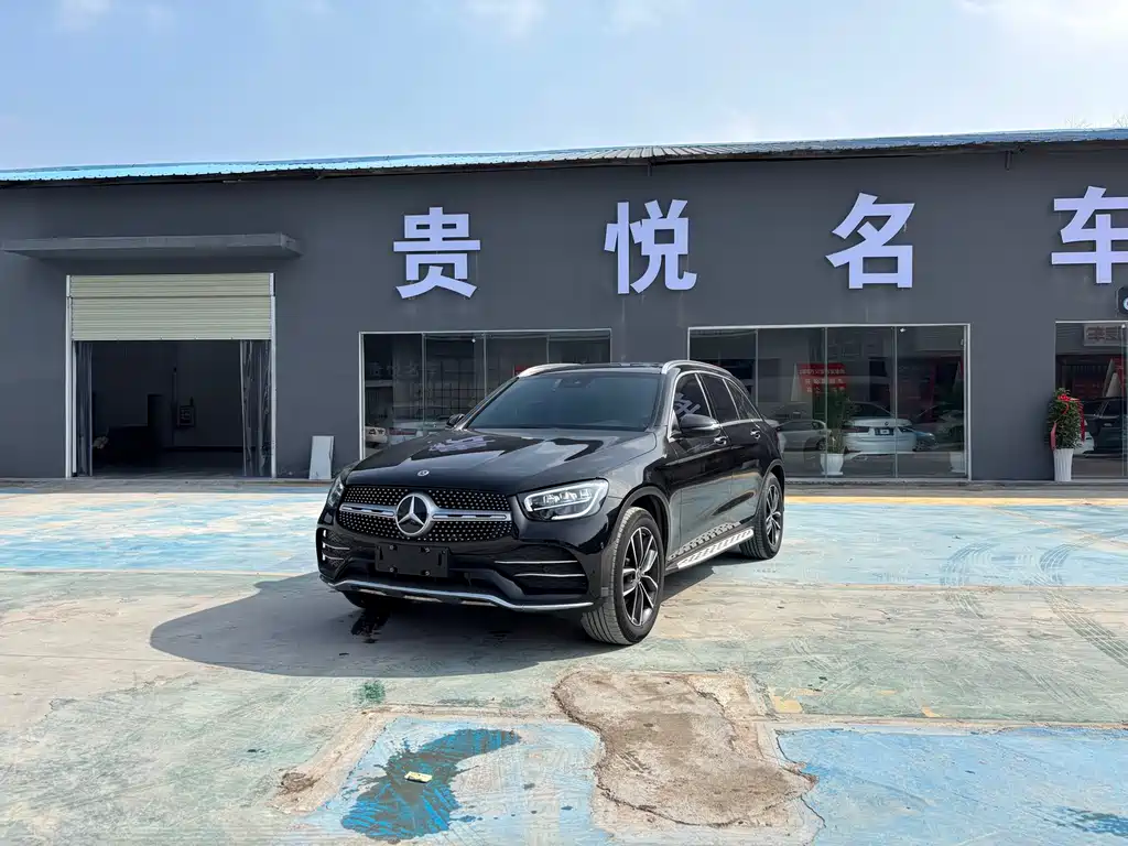 MERCEDES-BENZ GLC