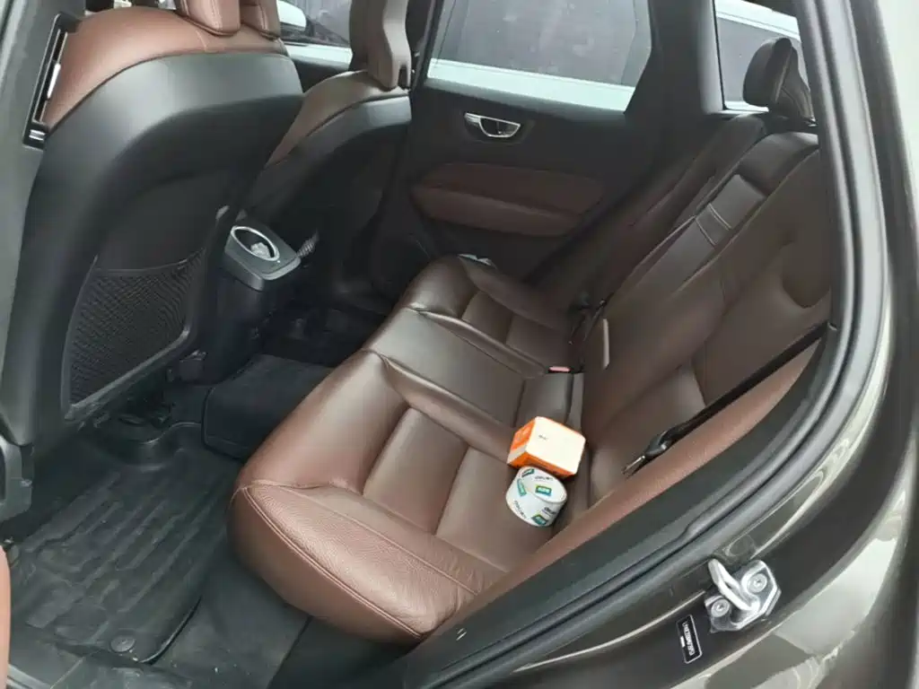 Volvo XC60 — миниатюра 17