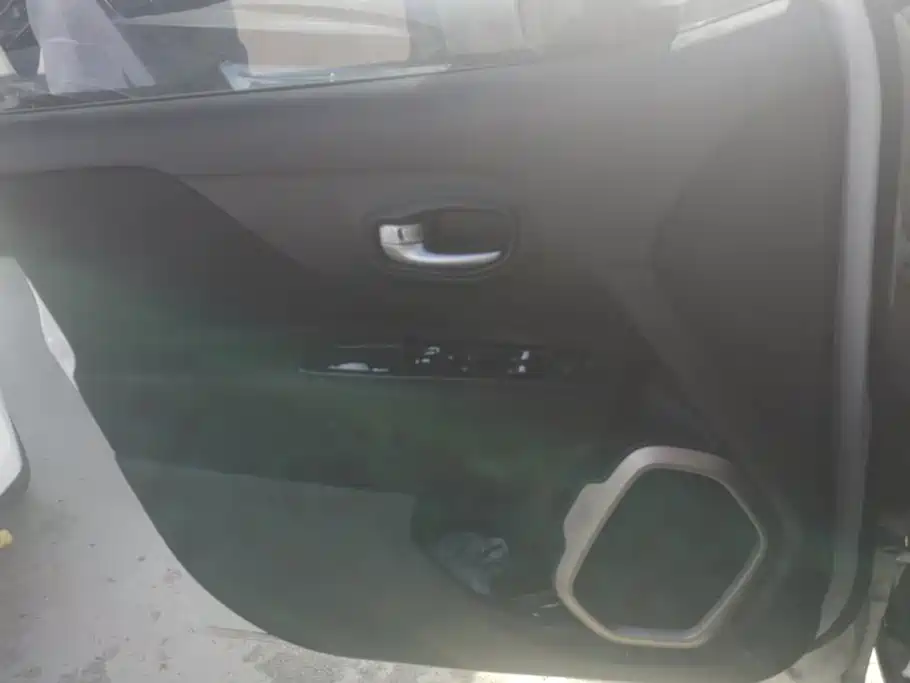 Jeep Renegade — миниатюра 7
