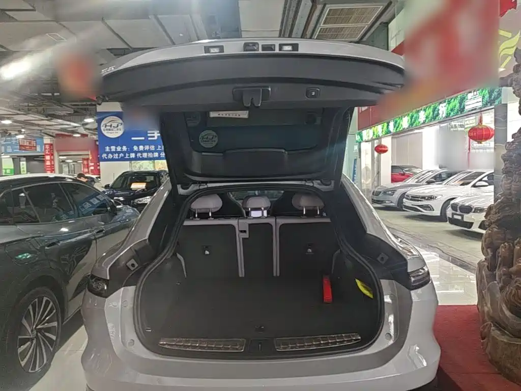 NIO EC6 — миниатюра 19