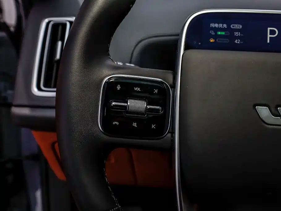 Li Auto Li L8 — миниатюра 19