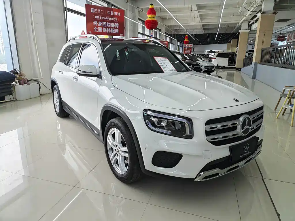 Mercedes-Benz GLB — миниатюра 3