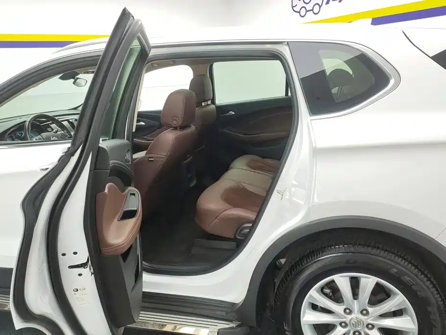 Buick Envision Plus — миниатюра 11