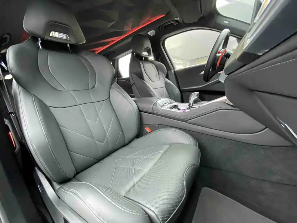 BMW XM — миниатюра 28