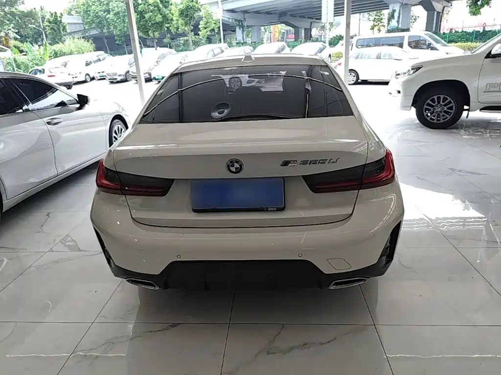BMW 3 Series — миниатюра 6