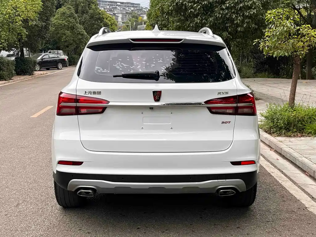 Roewe RX5 — миниатюра 6