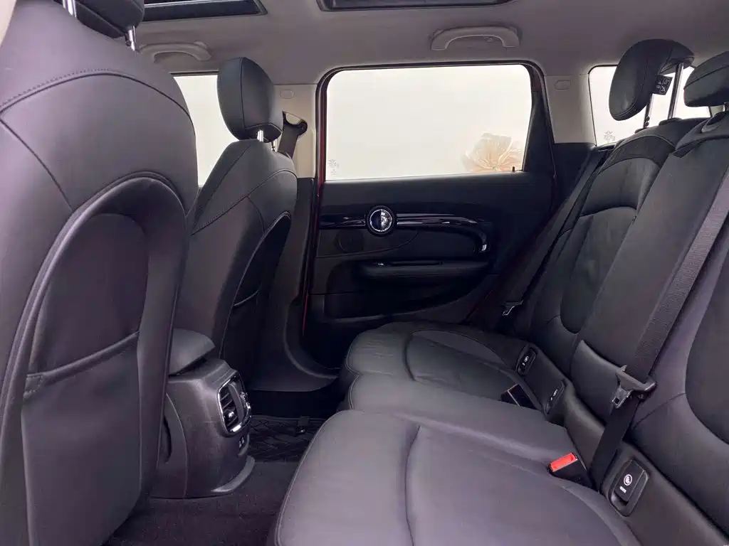 MINI Mini Clubman — миниатюра 24