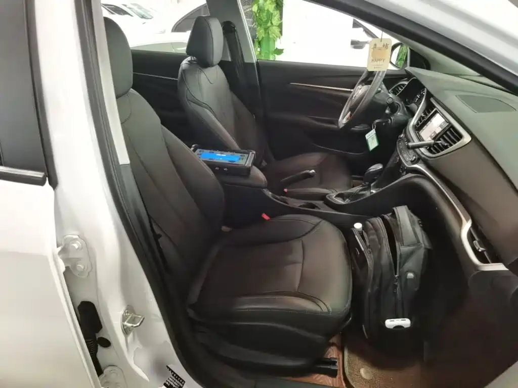 Buick Excelle — миниатюра 25