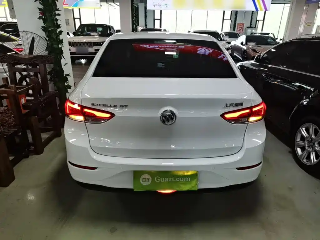 Buick Excelle — миниатюра 6