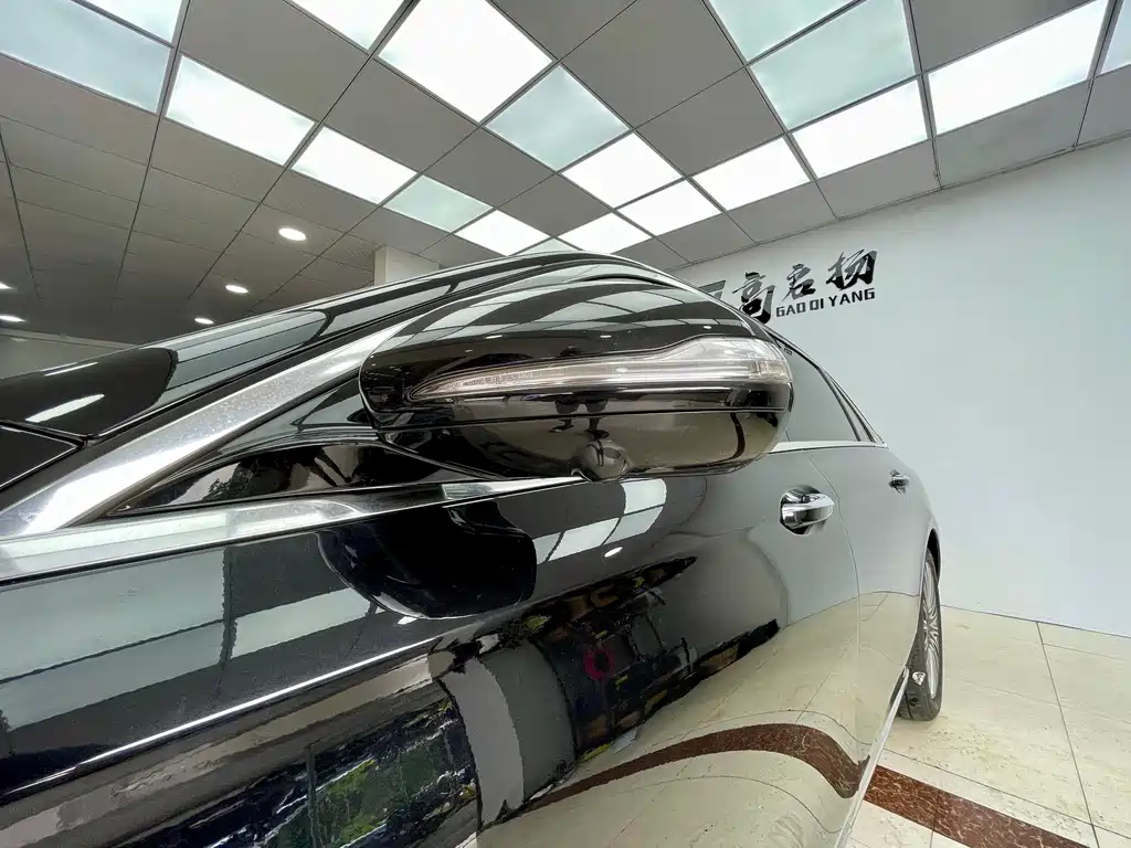 MERCEDES-BENZ  E CLASS