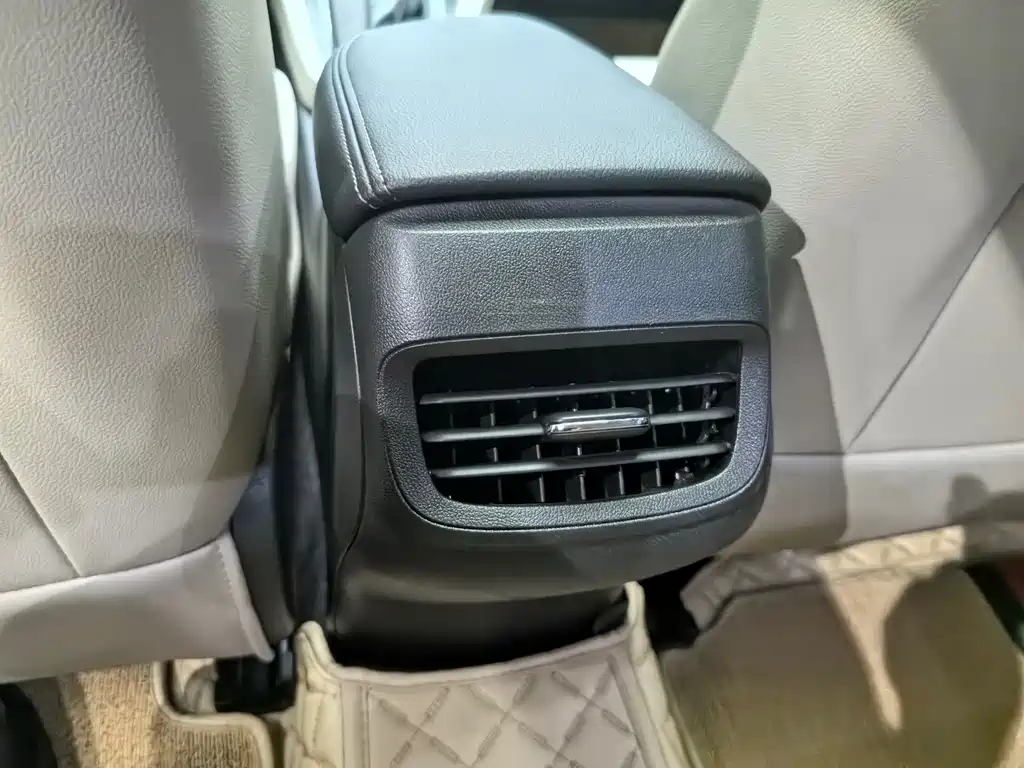 Buick Excelle — миниатюра 12