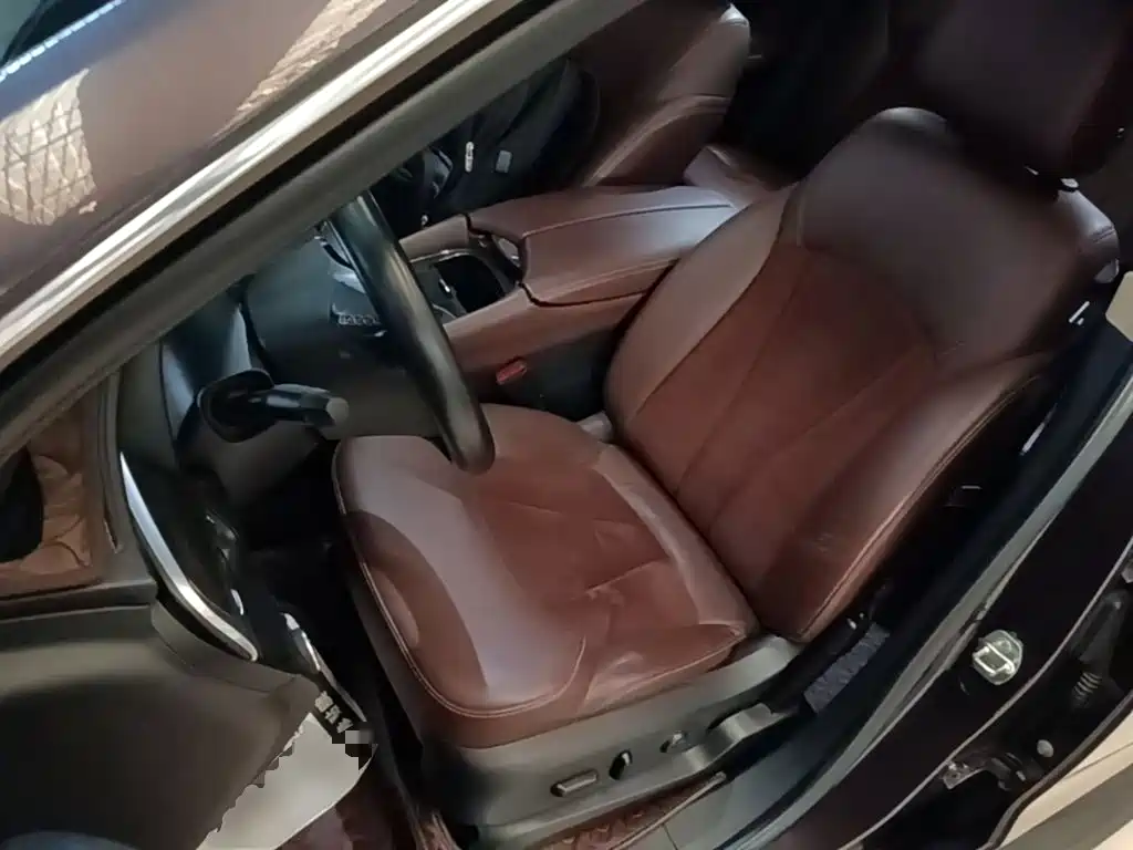 Buick Envision Plus — миниатюра 15