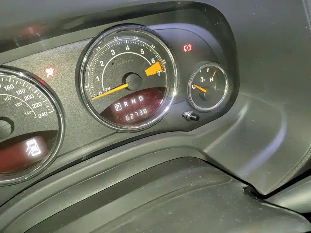 Jeep Compass (Import) — миниатюра 8