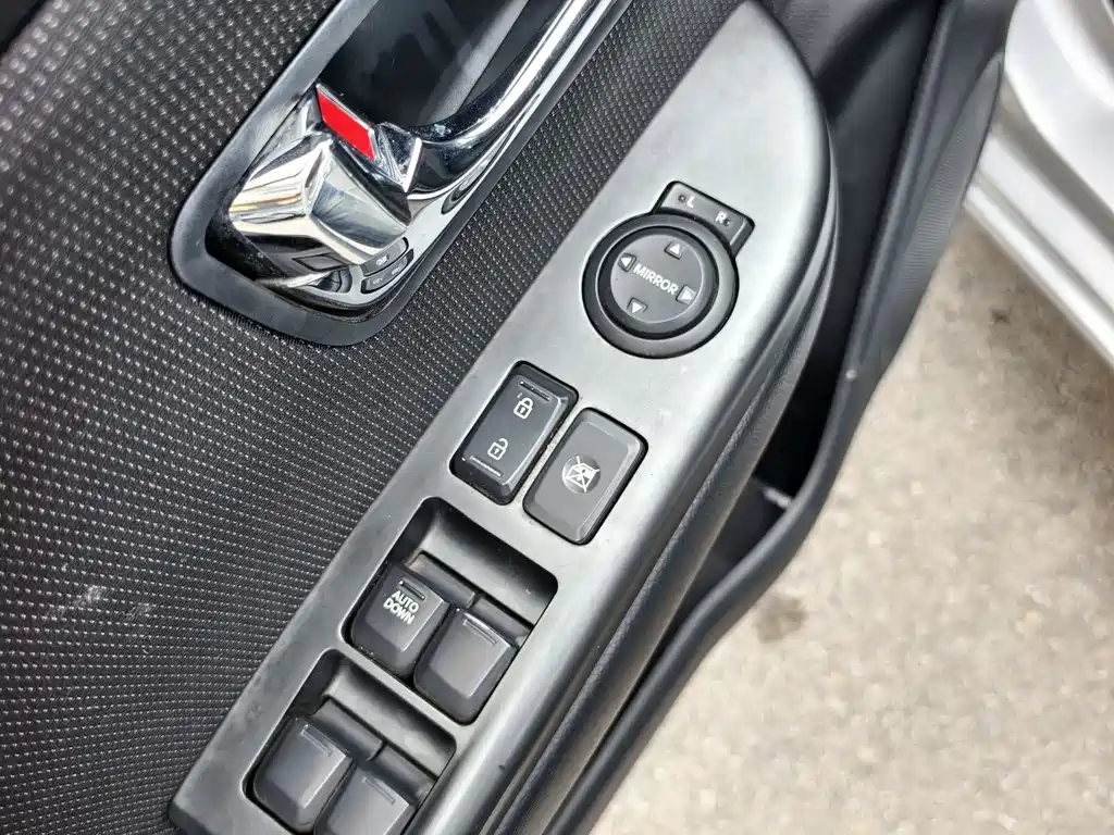 Kia K2 — миниатюра 6
