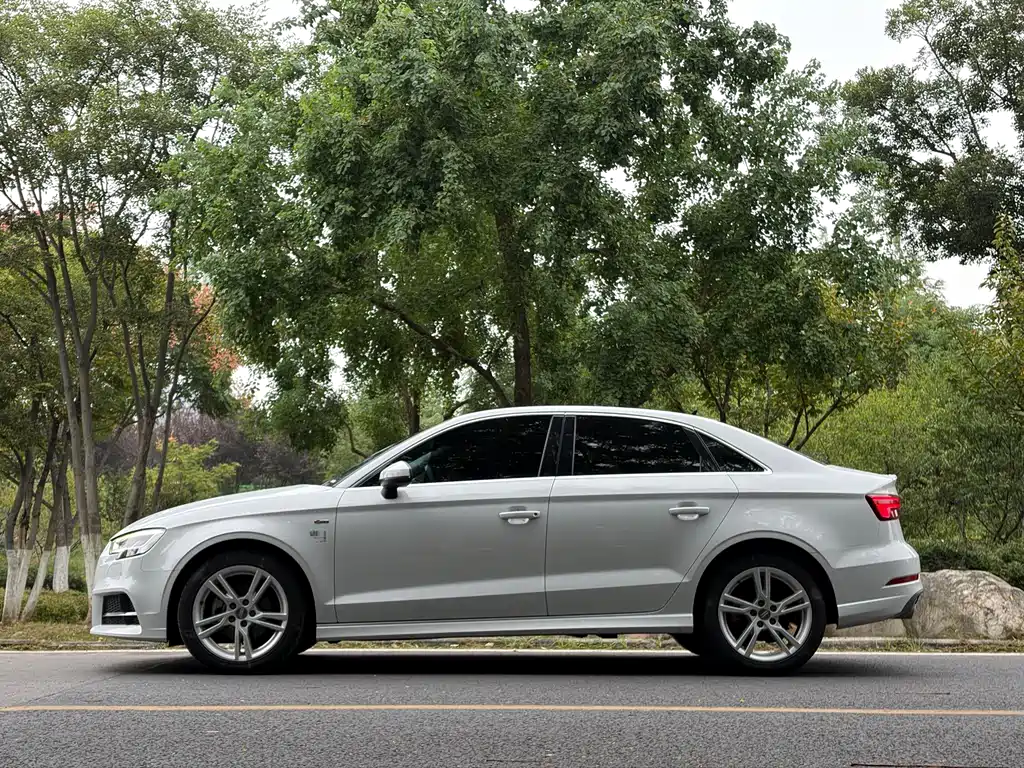 Audi A3 — миниатюра 9