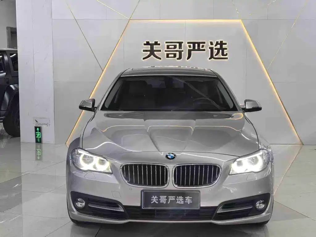 BMW 5 Series — миниатюра 2