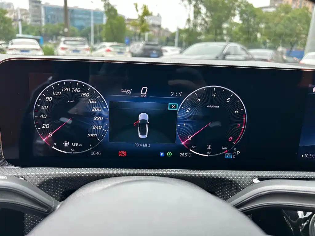 Mercedes-Benz A-Class A 2025 A 200 L Fashion