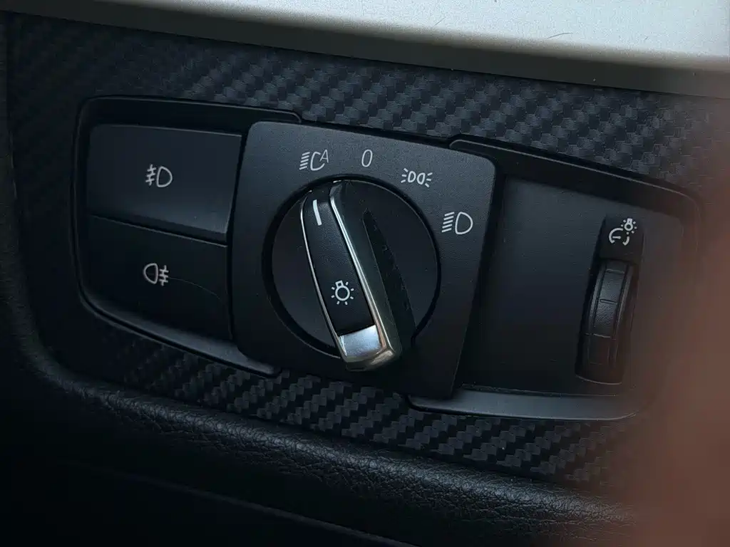 BMW 3 Series — миниатюра 17