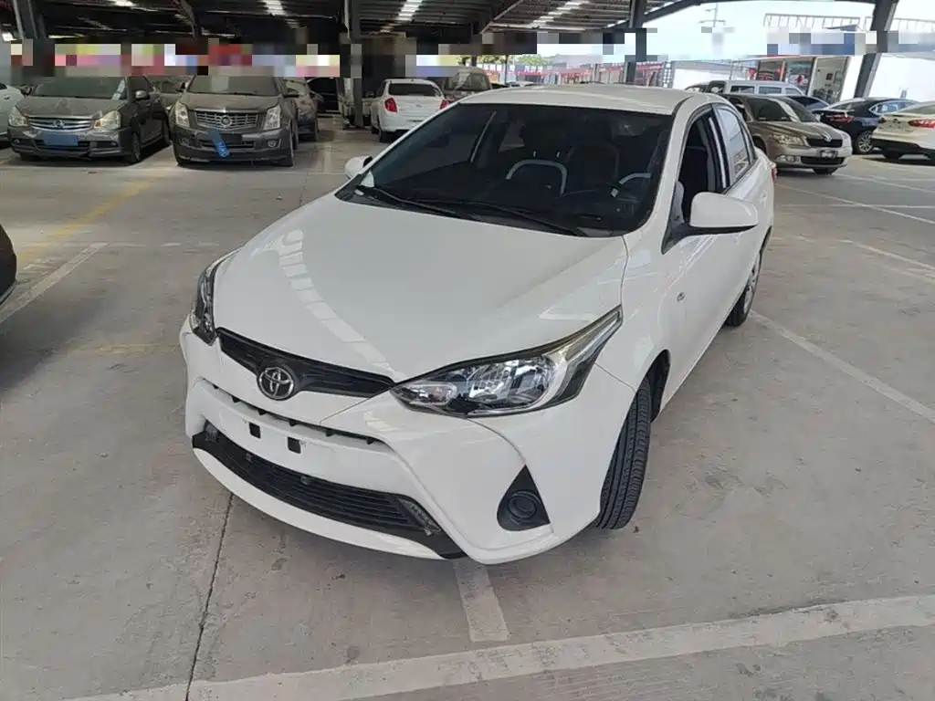 Toyota Yaris L 2019