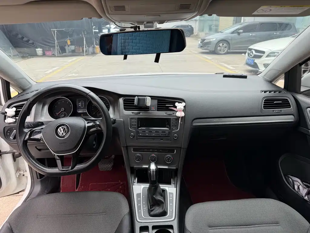Volkswagen Golf — миниатюра 4
