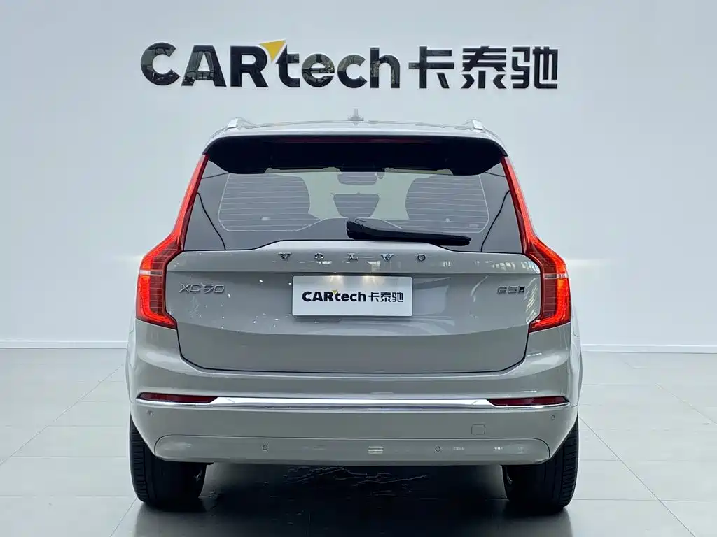 Volvo XC90 — миниатюра 4