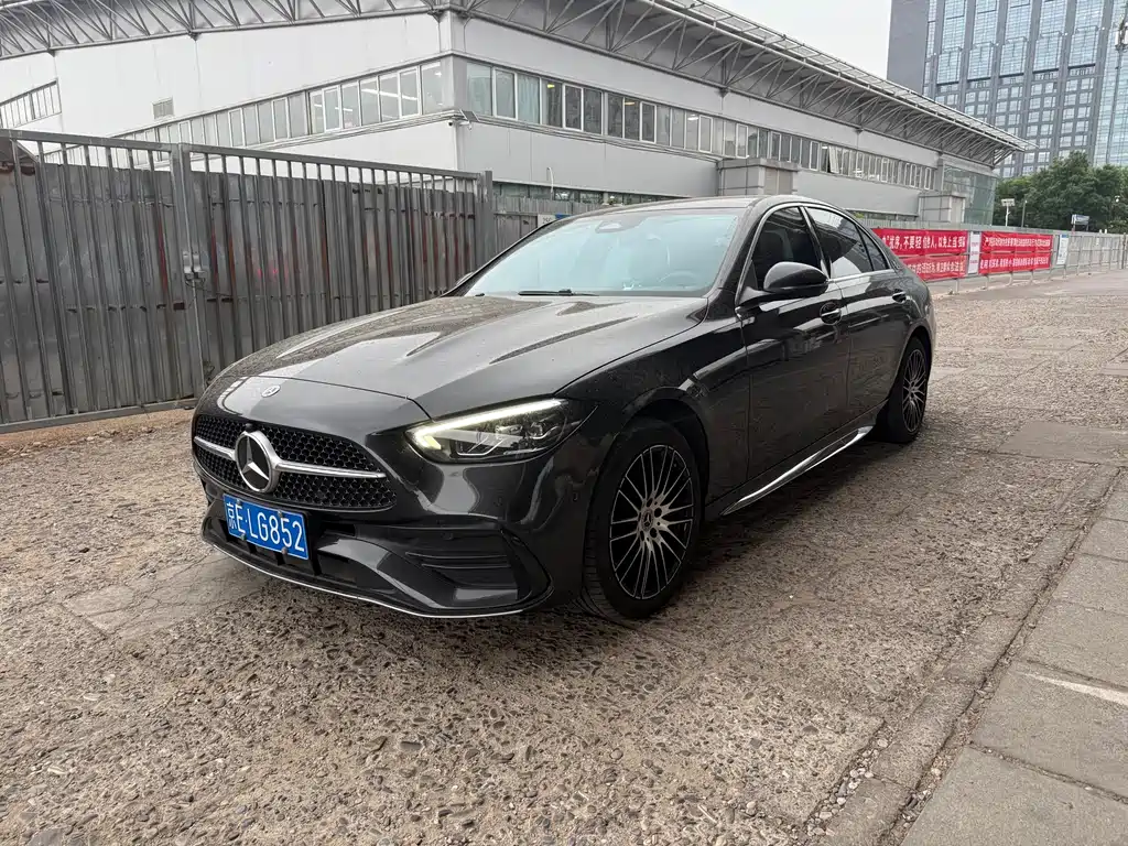 Mercedes-Benz C-Class 2022