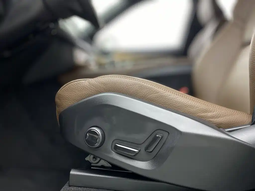 Volvo XC90 — миниатюра 19