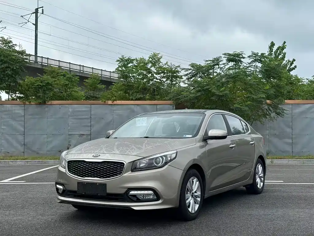 Kia K4