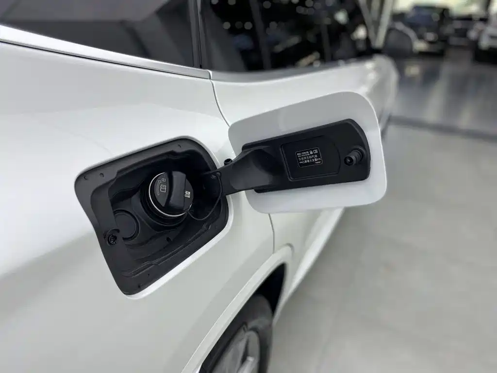 BMW X3 — миниатюра 13
