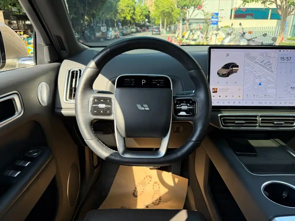 Li Auto Li L8 — миниатюра 14