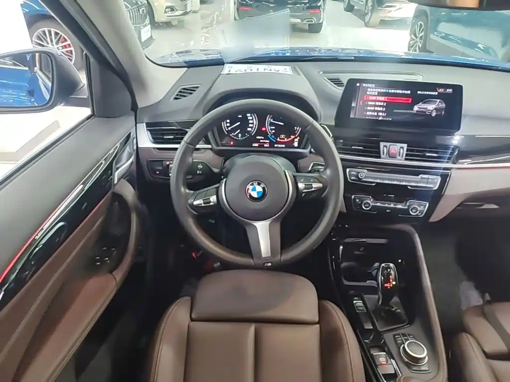 BMW X1 — миниатюра 11