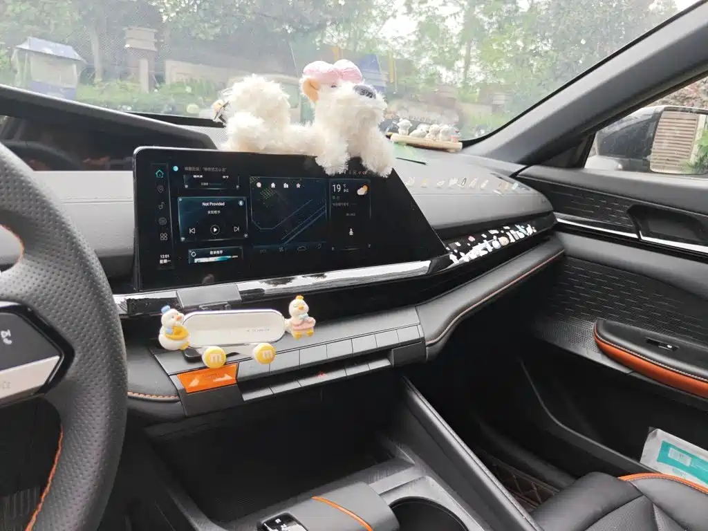 Changan UNI-V — миниатюра 9