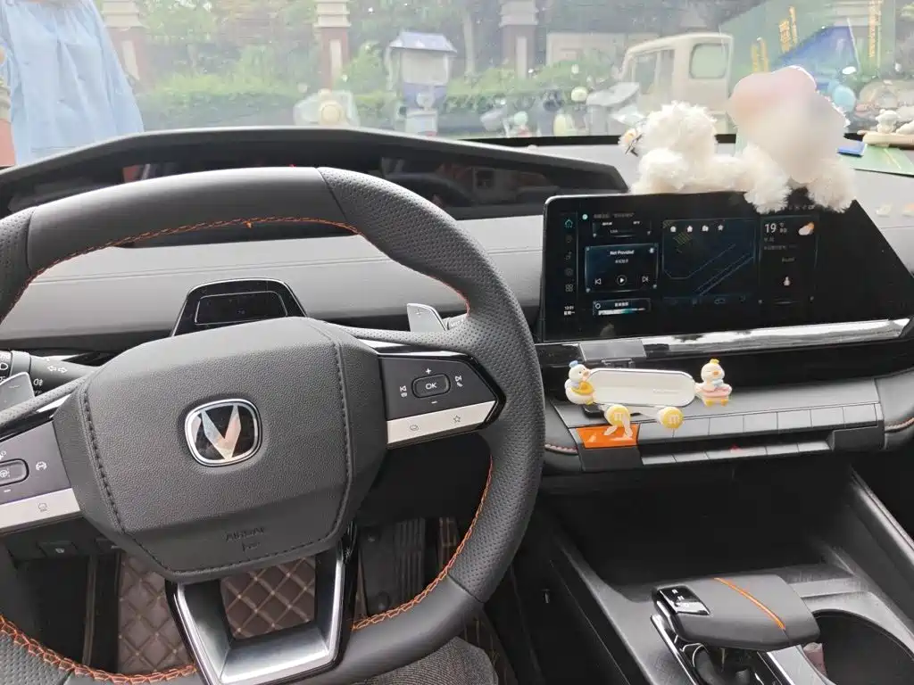 Changan UNI-V — миниатюра 5