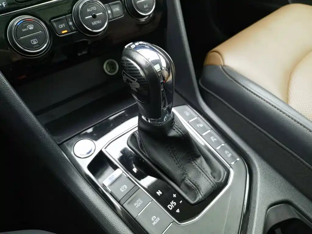 Volkswagen Tharu — миниатюра 13