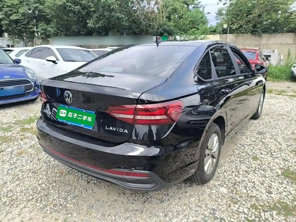 Volkswagen Lavida — миниатюра 7