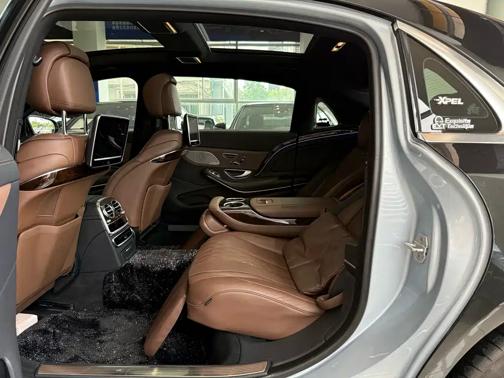 Mercedes-Benz S-Class — миниатюра 8