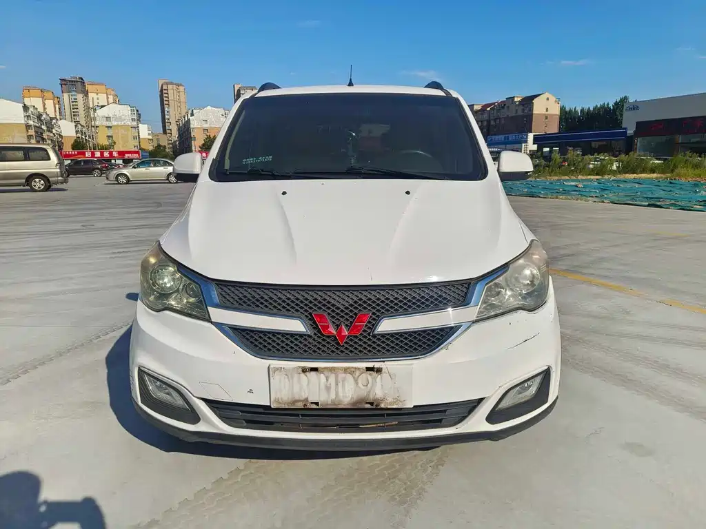 Wuling Hongguang — миниатюра 2