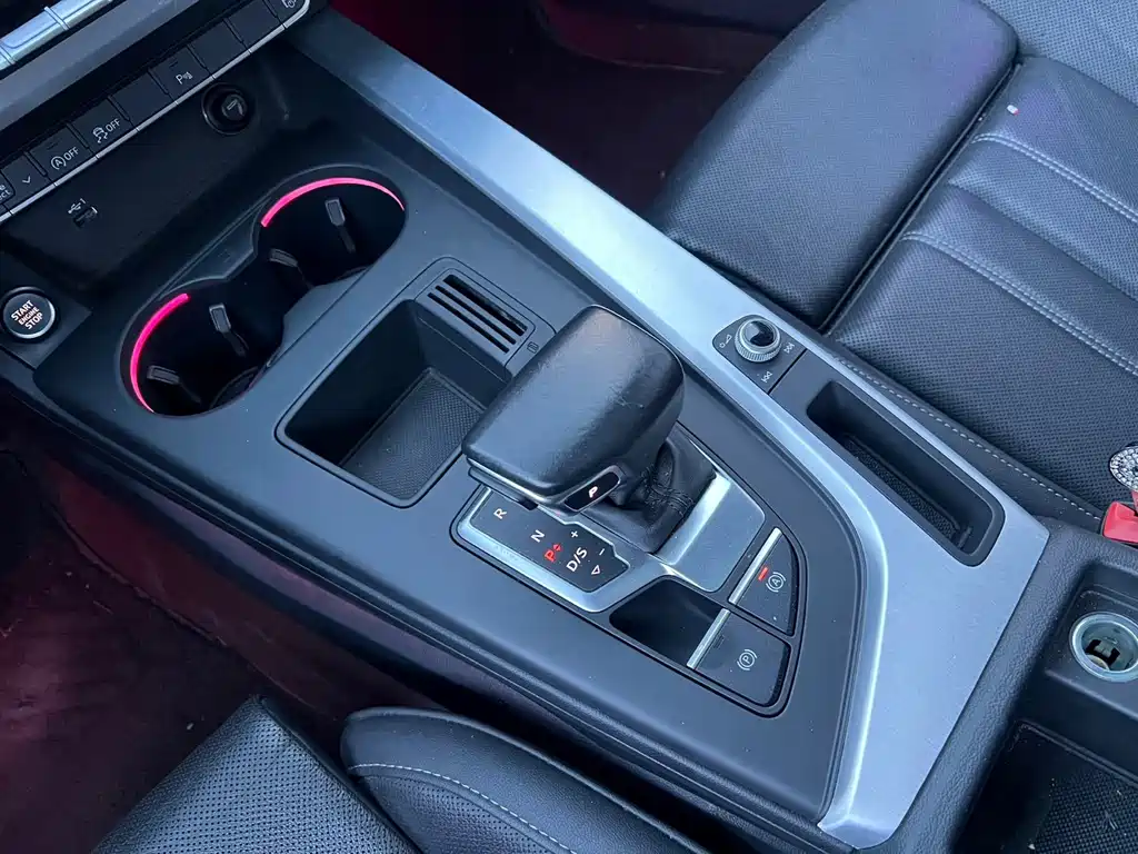 Audi A4L — миниатюра 5