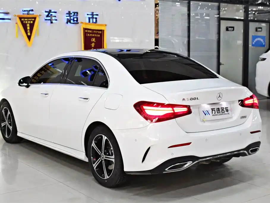 MERCEDES-BENZ A CLASS